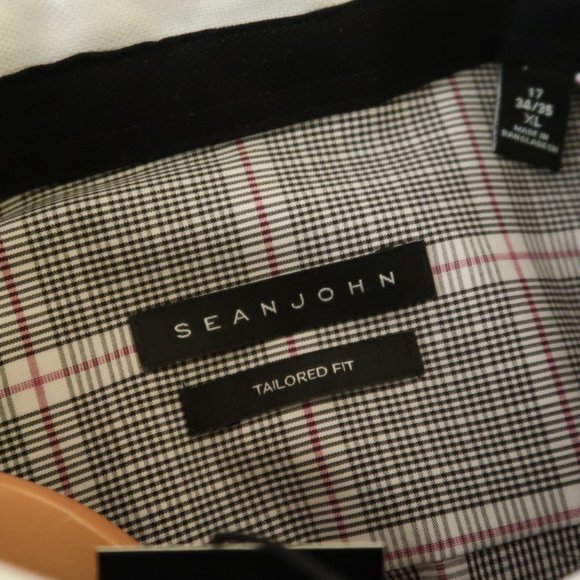 Sean John Tailored Fit Button Up XL - Picture 3 of 4